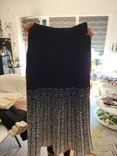 toller Strickrock fast Neu