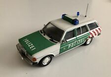 MERCEDES S123 250TD E-Klasse T-Modell Polizei Berlin Minichamps  1:43