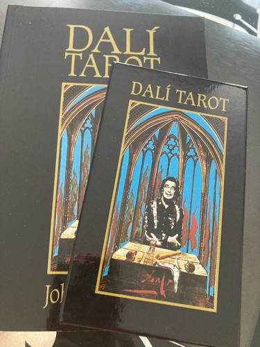 Set dali tarot - set,