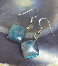 Ohrringe aus dem Edelstein Labradorit in Quadratform 925 Silber Ohrhaken