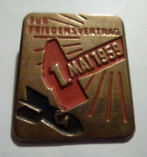 Pin Anstecknadel Abzeichen DDR  1. Mai 1959 für Friedensvertrag