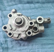 Honda Dominator Nx 650 Ölpumpe verstärkt. Originalteil