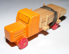 vintage DDR Holz LKW orange