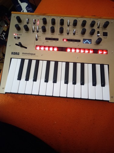 Korg monologue wenig - monologue, gebraucht
