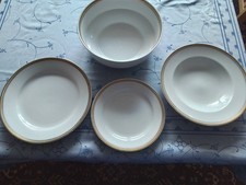 Essgeschirr von Kahla 13tlg mit zweiteiligen Goldrand - Porzellan  weiß