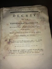 TAPEZIERTE BILDER IN DER