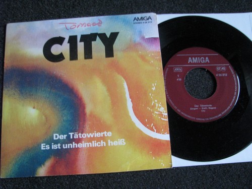 Amiga 456 212-City-Der
