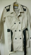 Trenchcoat Jacke, Sublevel, beige, schwarz Kunstleder, Gr. M 