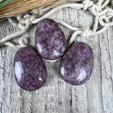 Lepidolith Trommelstein