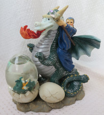 Schöne Phoenix Art Products handgefertigt Zauberer auf Drachen  und Glitzerkugel