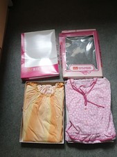 2x NACHTHEMD Vintage  TRIUMPH