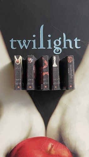 Miniature twilight book - miniature,