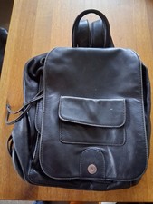 Rucksack aus schwarzem Leder