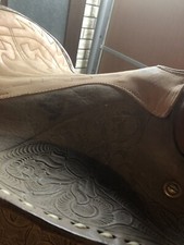 2 Westernsättels  zu Verkaufen