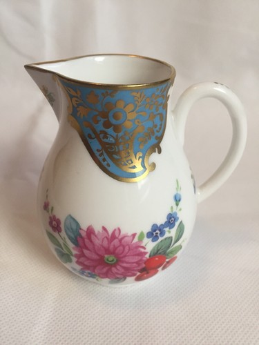 Royal worcester historical jug - worcester,