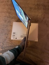 MacBook Air M1 Apple / Top /