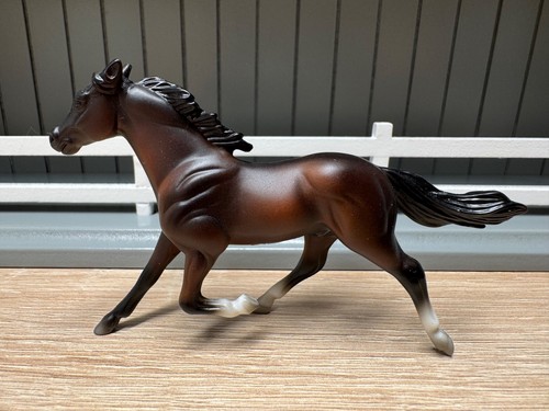 Breyer stablemate exquisite - stablemate,