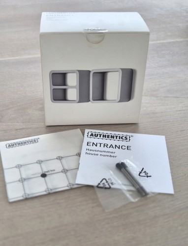 Authentics entrance hausnummer - entrance,