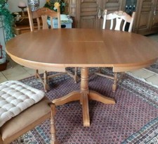 RETRO  Ausziehbarer Esszimmer