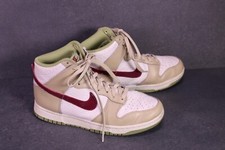 Nike Sneaker Dunk High