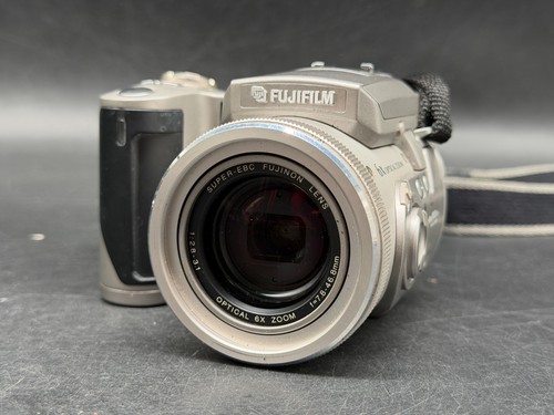 Fujifilm finepix 4900 - 4900, zoom