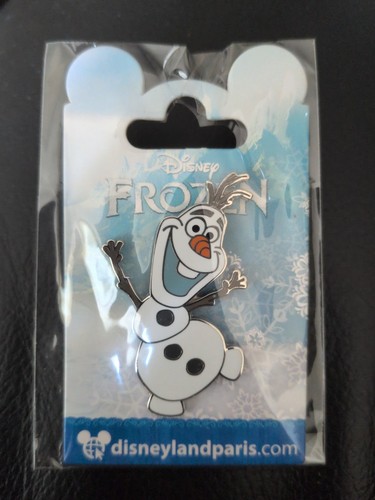 Disneyland paris pin trading - disneyland,