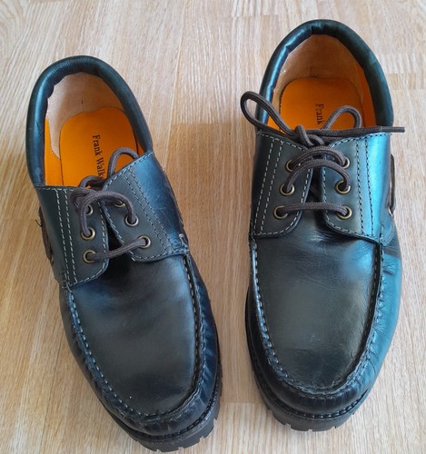 Neue schwarze halb segelschuhe - schwarze, halb-segelschuhe