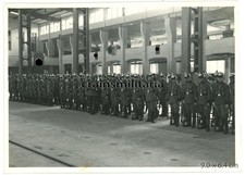 Orig. Foto Biwak Schutzpolizei Wien in Halle 9 in LEIPZIG Sachsen 1938 Tschako