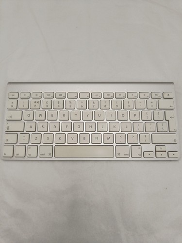 Apple wireless keyboard - apple, a1314