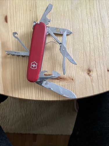 Schweizer taschenmesser - schweizer,