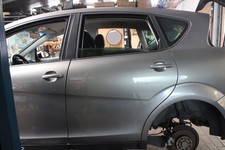 TÜR Hinten Links Seat Toledo 2.0 TDI 5P2 Farbe Grau Gris Perlado ( LS7U )