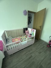 Das kinderbett ist - kinderbett,