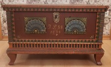 Antike flachdeckeltruhe von - flachdeckeltruhe,