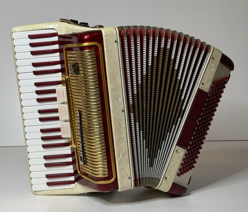 Pearl red white camerano - pearl, piano