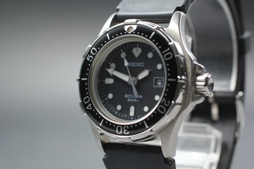 Vintage 1993 near - vintage, seiko