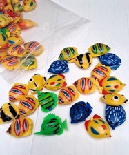 50 x Floating Mini Fische
