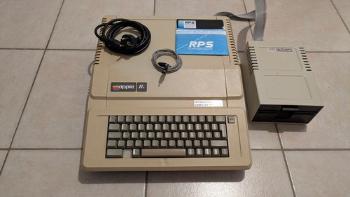 Computer apple iie 2e - apple, ii