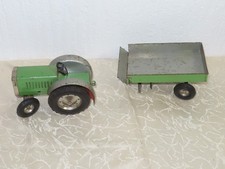 Spielzeug Blechtraktor Traktor mit Anhänger wohl DDR !