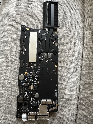 Macbook pro a1502 logic - a1502,