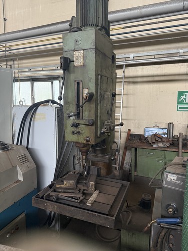 Säulenbohrmaschine