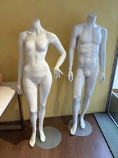 Schaufensterpuppe Mannequin Weiblich, Standplatte mit Dorn