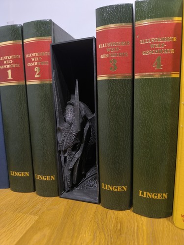 Sauron book nook tauchen - sauron,