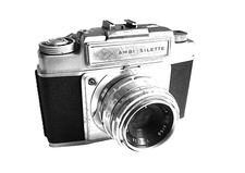 Agfa Ambi Silette mit 2,8/50 mm ColorSolinar Wechselobjektiv + Zubehör