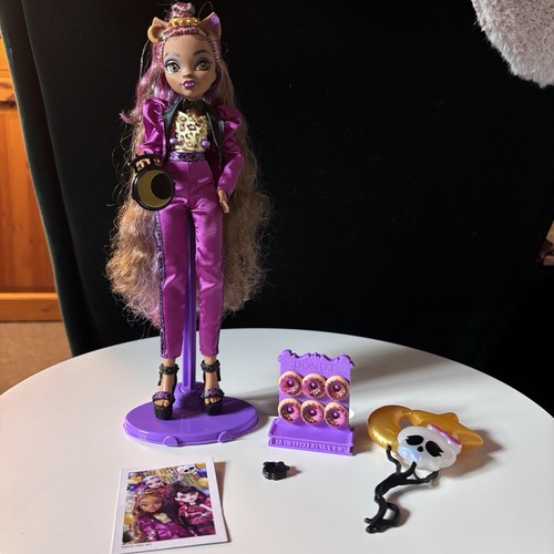 Monster high ball - high,