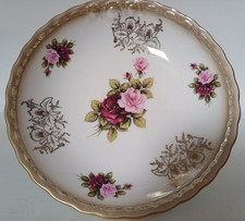 porzellan schale mit fuß