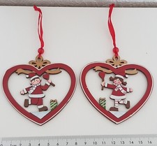 2 Holzanhänger Weihnachten Holz Dekoration Rot Herz Herzen Wichtel Junge Mädchen