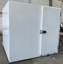 Premium Kühlzelle Kühlhaus Made in Germany 2400x2400x2210mm 10,3 m³ 900mm Tür