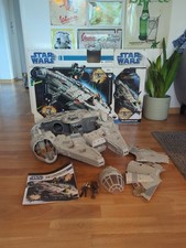 Star Wars The Legacy Collection Millenium Falcon Hasbro