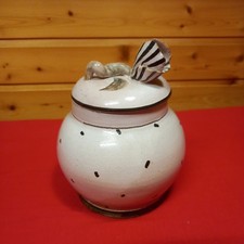 ALTE KERAMIK DECKELDOSE MIT