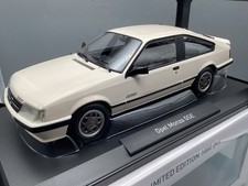 Modellautos 1:18 Norev Opel